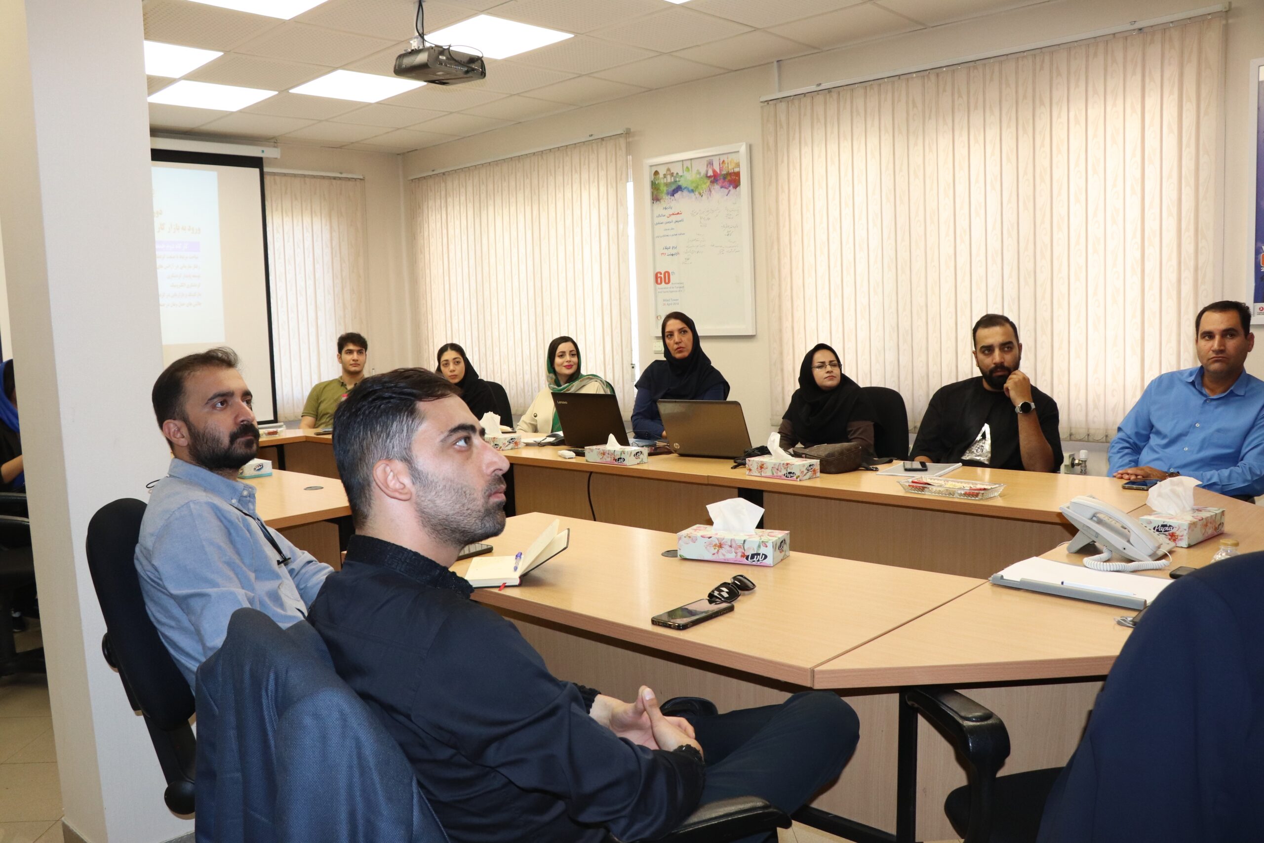 کارگاه های توانمندسازی ورود به بازار کار صنعت گردشگری